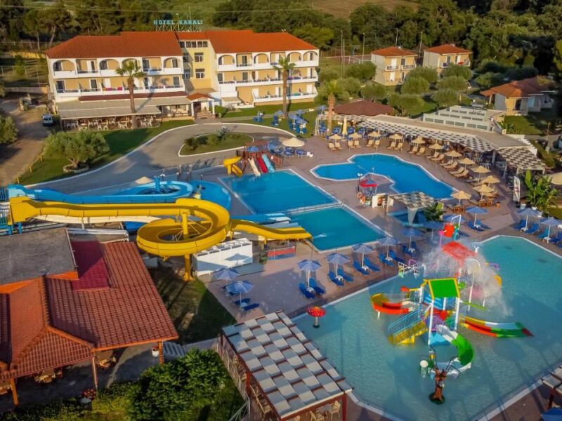 Last minute: 5 нощувки със закуски и вечери в Kanali Hotel 3*, Превеза, Гърция през Юни!